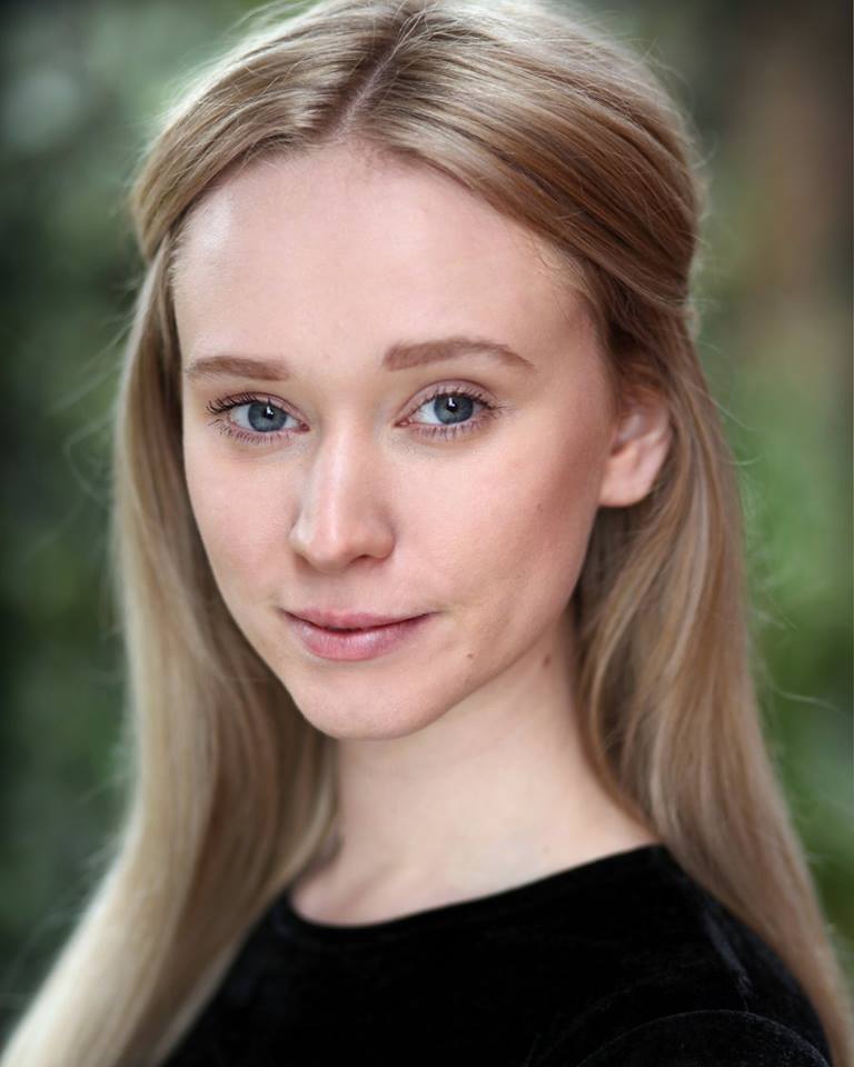Katie Turner headshot